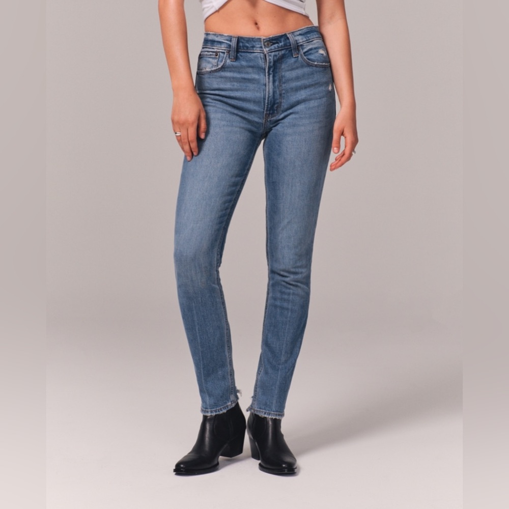 Abercrombie & Fitch High Rise Skinny Jean